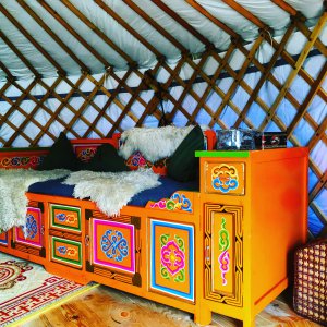Mongoolse Yurt Gerbnb Veluwe Yurt vuur bank